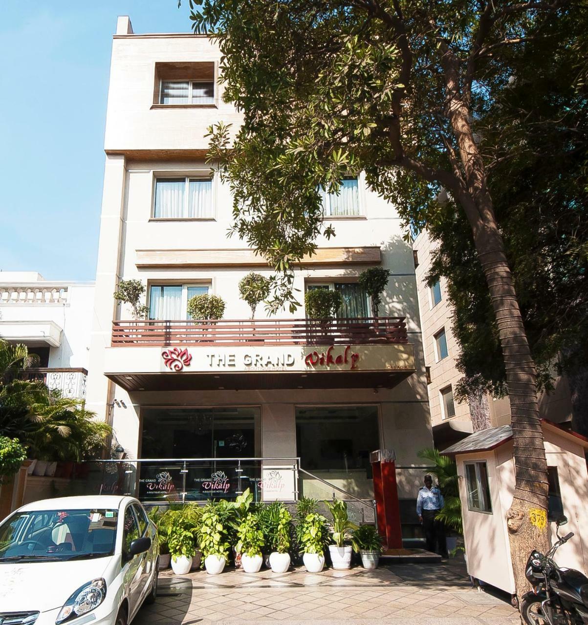 The Grand Vikalp By Saga Hotels New Delhi Exterior photo